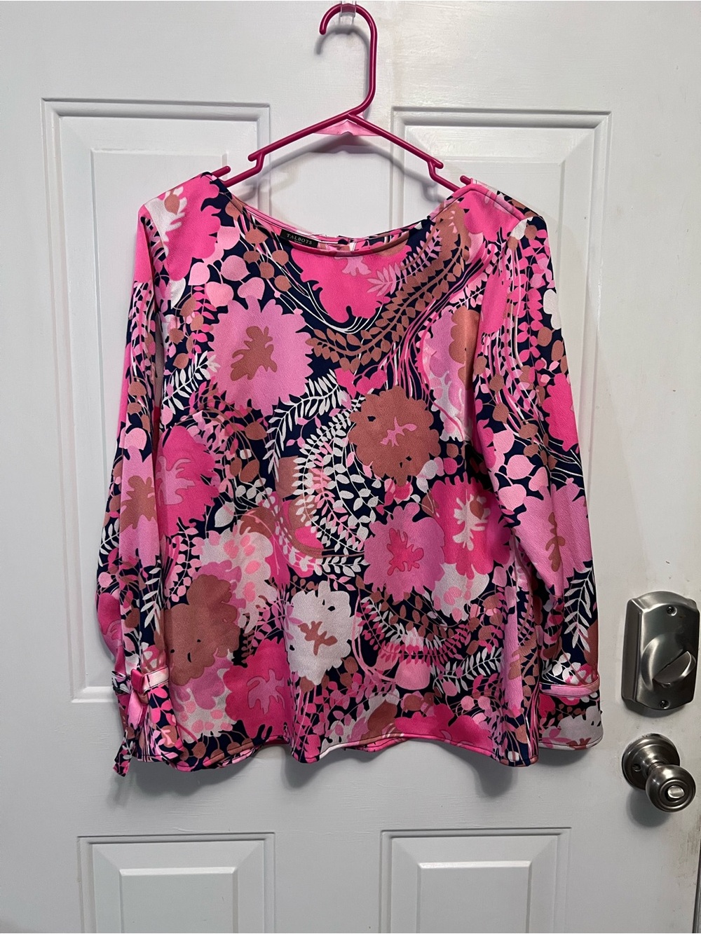 Talbots Petites MP Floral Blouse Pink Navy Back Button Bow Cuff Long Sleeve